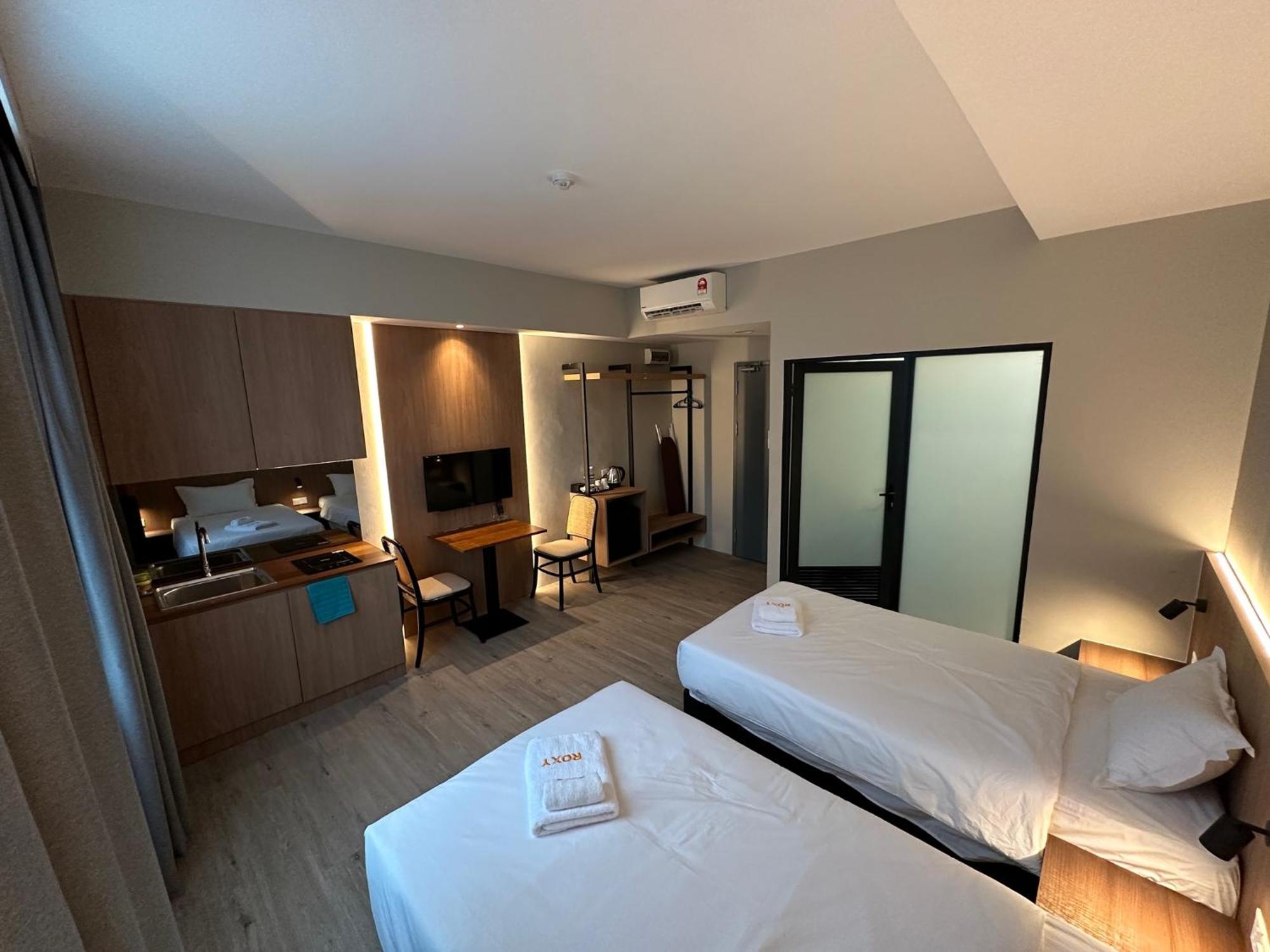 Roxy Hotel Aiman Kuching Extérieur photo